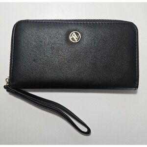 ADRIENNE Vittadini Black Pebbled Faux Leather Zip Around Wristlet Wallet Clutch